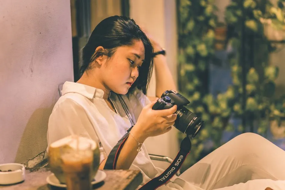 ảnh đời thường tại quán cafe